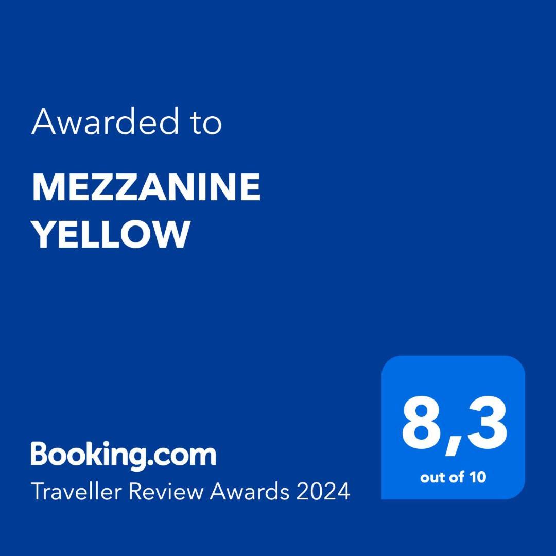 Mezzanine Yellow — Photos 3